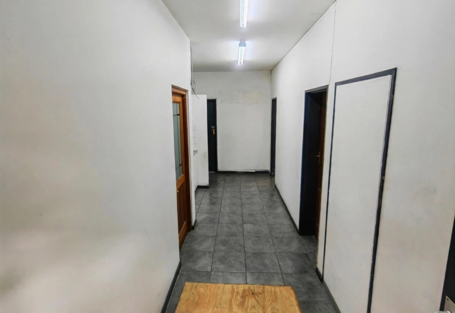To Let Commercial Property for Rent in Ottery Western Cape